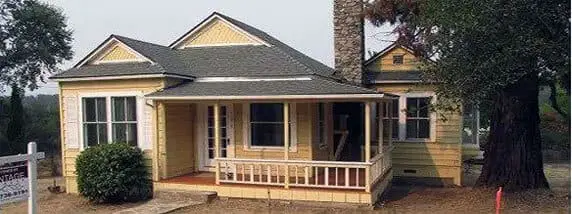 Yellow Vintage Home (Sonora, CA)